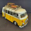 Matkailuauto Van (keltainen)